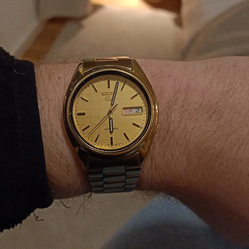 Seiko 5 Grid Dial Automatic Gold-tone Men's Watch- SNXL72k